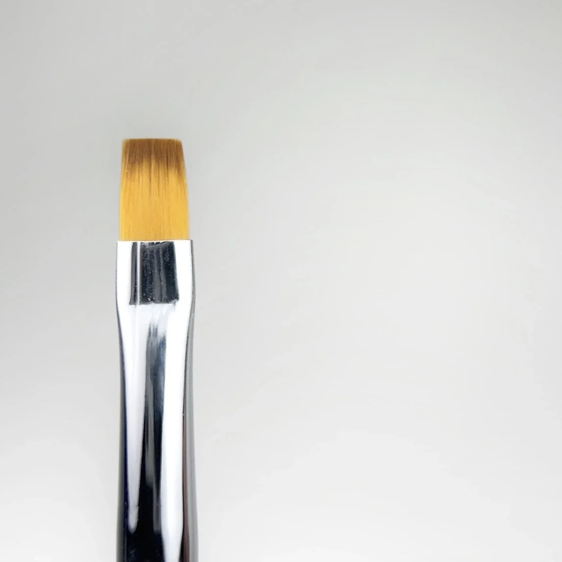 NAILSOFTHENIGHT Nail Art Brush — kvadratna četkica sa providnom drškom sa perjastim efektom